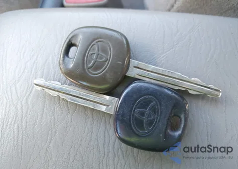 2006 Toyota Corolla Ce from USA, damaged, VIN 2T1BR32E86C699532